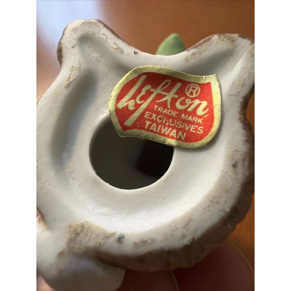 Vintage Lefton Ceramic Rabbit With A Worm On Leaf Figurine
